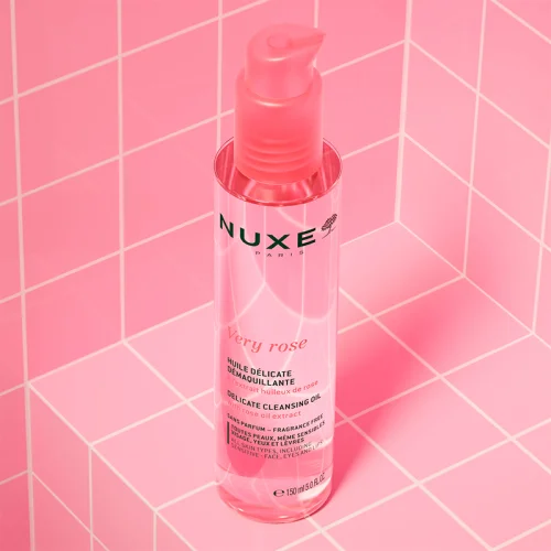 Démaquillez et apaisez votre peau avec Nuxe Very Rose 3