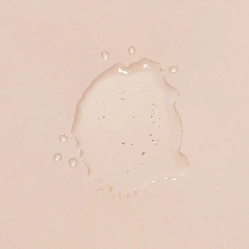 Obtenez une Peau Nette et Apaisée avec l'Eau Pure Biolane 4