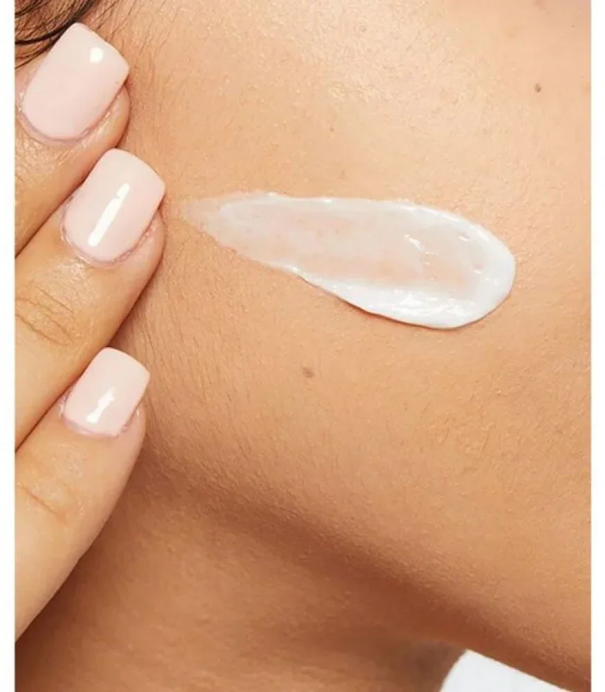 Hydratez intensément : Crème Visage & Corps CeraVe Peaux Sèc 6