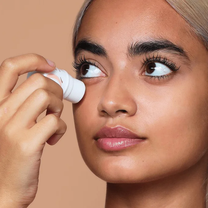 Révélez un Regard Lumineux avec Embryolisse Radiant Eye 6