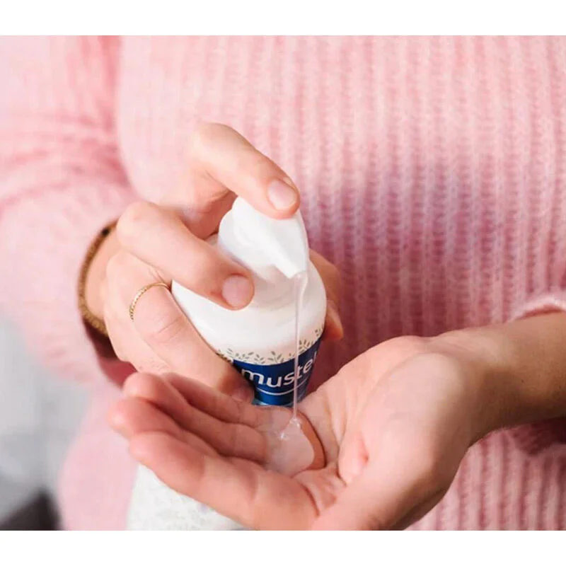 Bain Doux Mustela : Peau et Cheveux Protégés dès la Naissanc 3