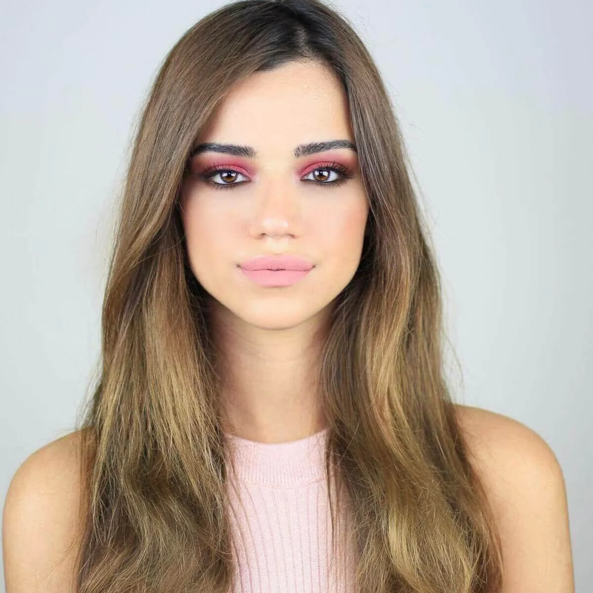 Créez des looks captivants avec la palette Maybelline Burgun 5