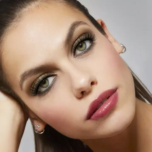Obtenez un regard intense : Eyeliner Waterproof 16h 1944 Par 3