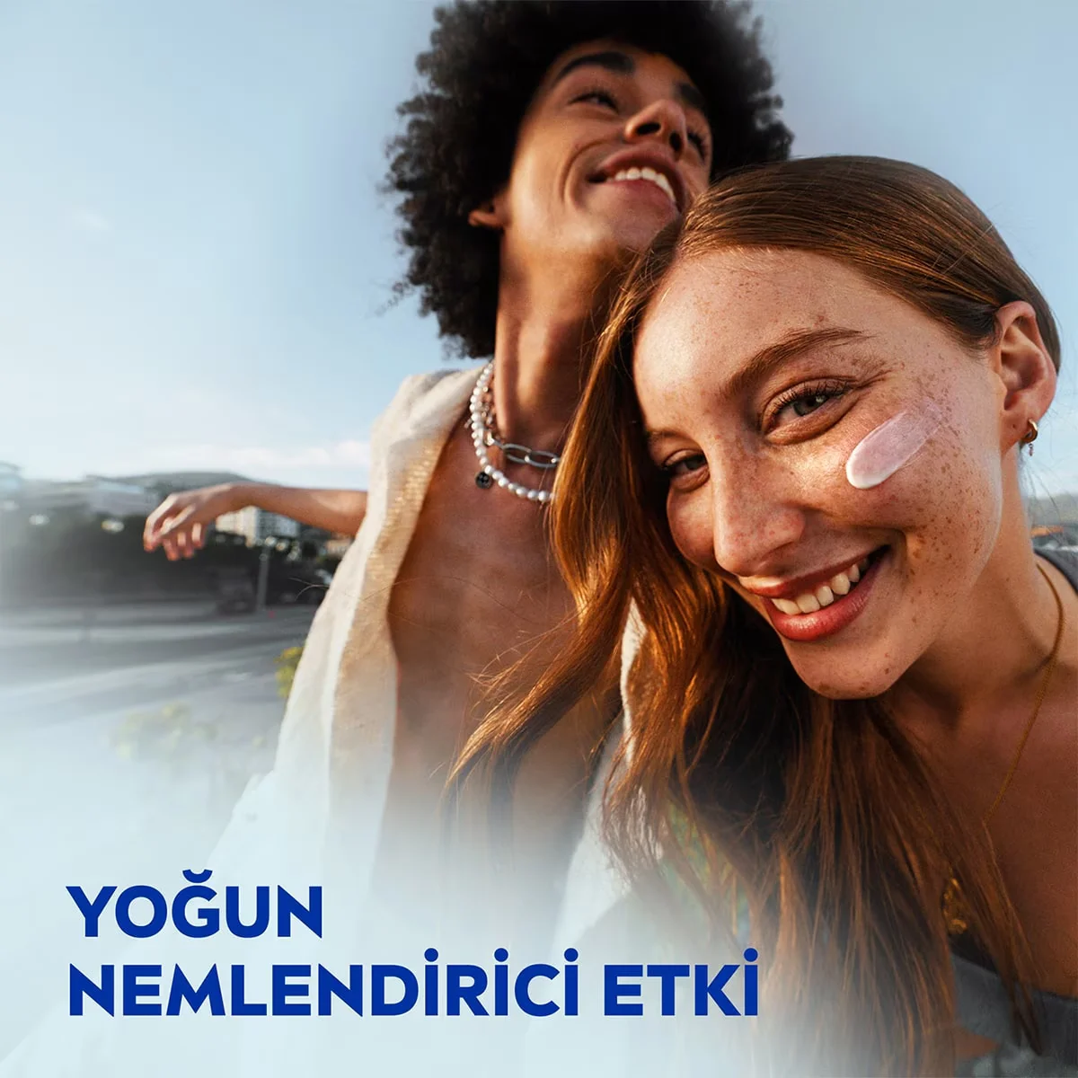 Découvrez une peau douce et souple avec Nivea Soft 3