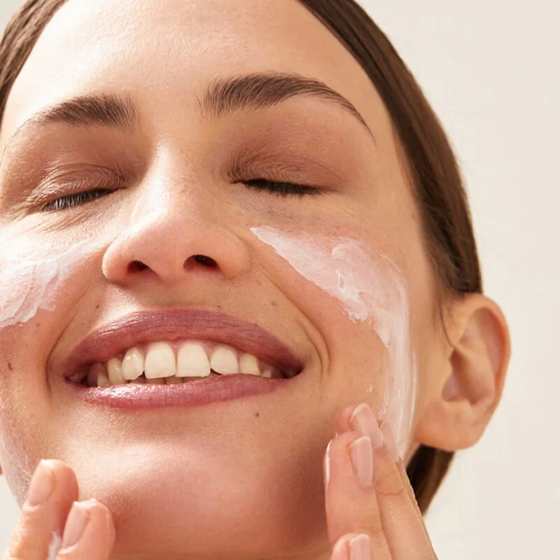 Révélez une peau apaisée et protégée avec Nivea Essentials S 2