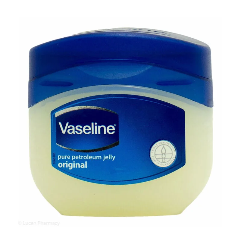 Obtenez une peau douce et saine avec Vaseline Original 2