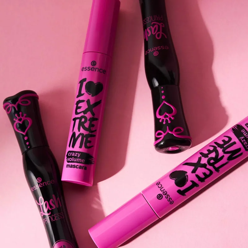 Obtenez un Volume Extrême et des Cils Définis 6
