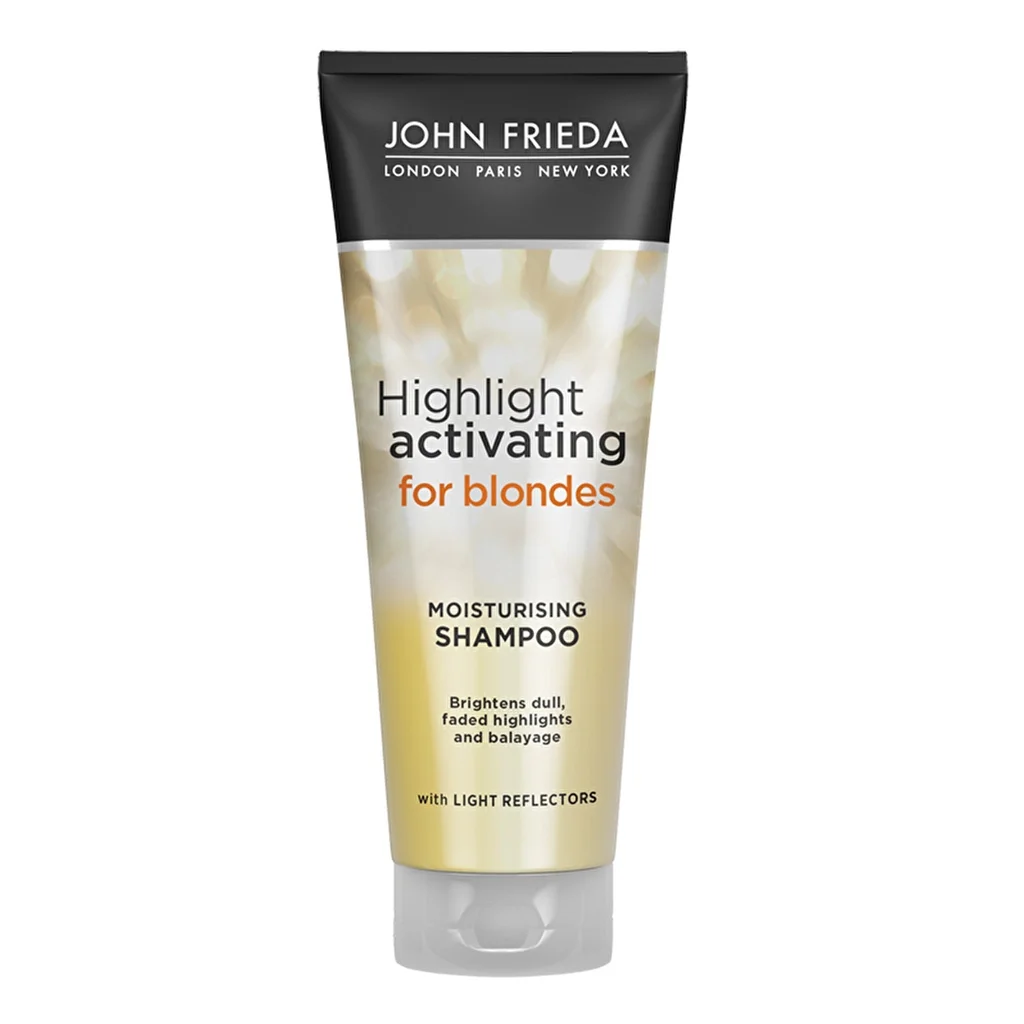 استعيدي إشراقة شعرك الأشقر مع شامبو John Frieda 3