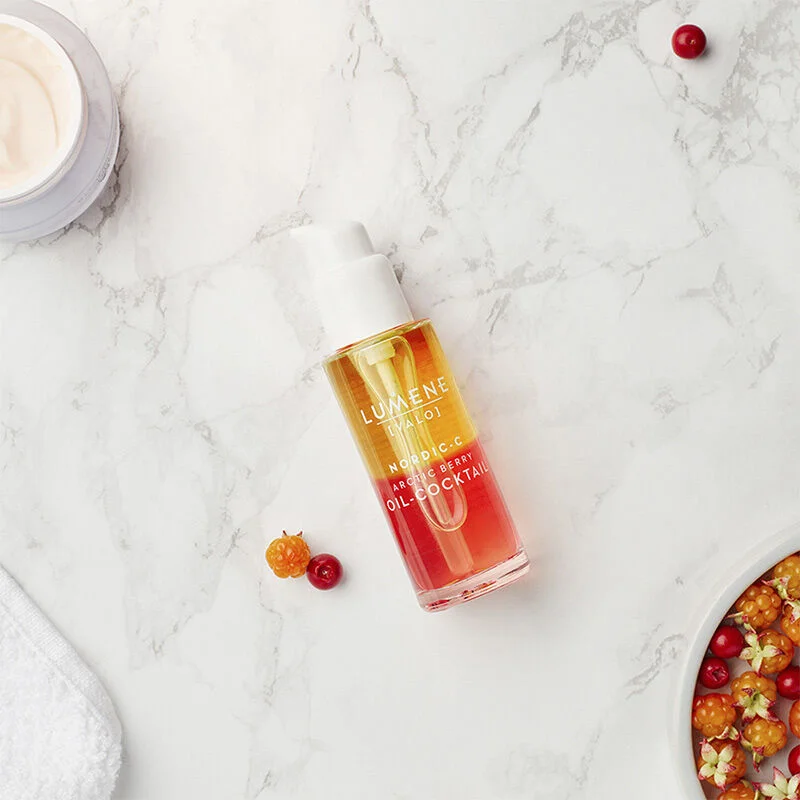 استعيدي إشراقة بشرتك: كوكتيل Lumene Nordic-C Multivitamin 4