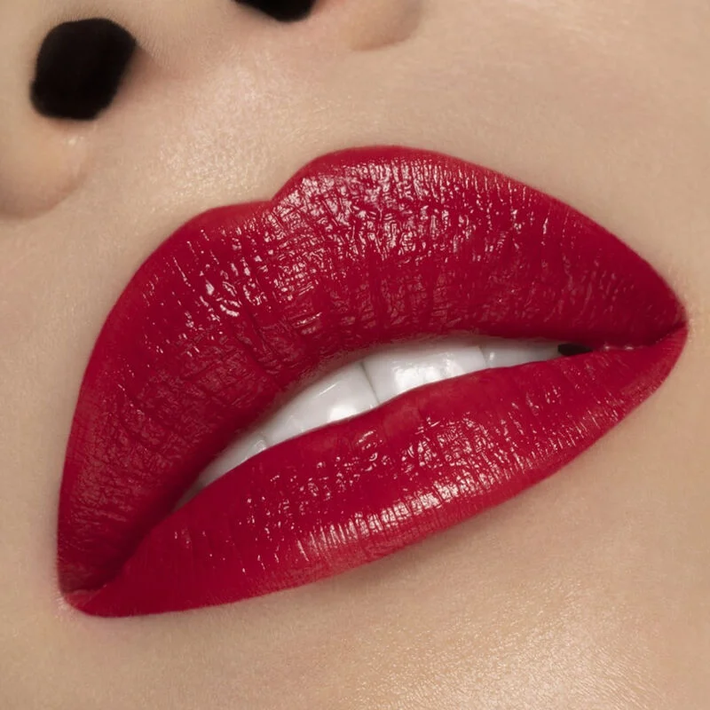 Obtenez des lèvres douces et mates avec PuroBio Lipstick 3