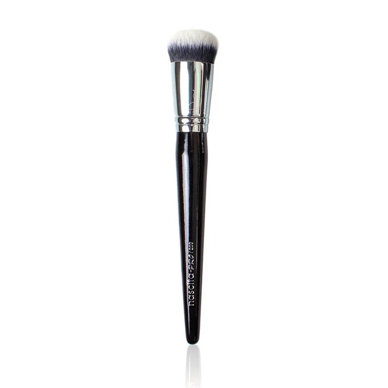 Obtenez un teint parfait avec le Pinceau Nascita Pro Duo Fib 4