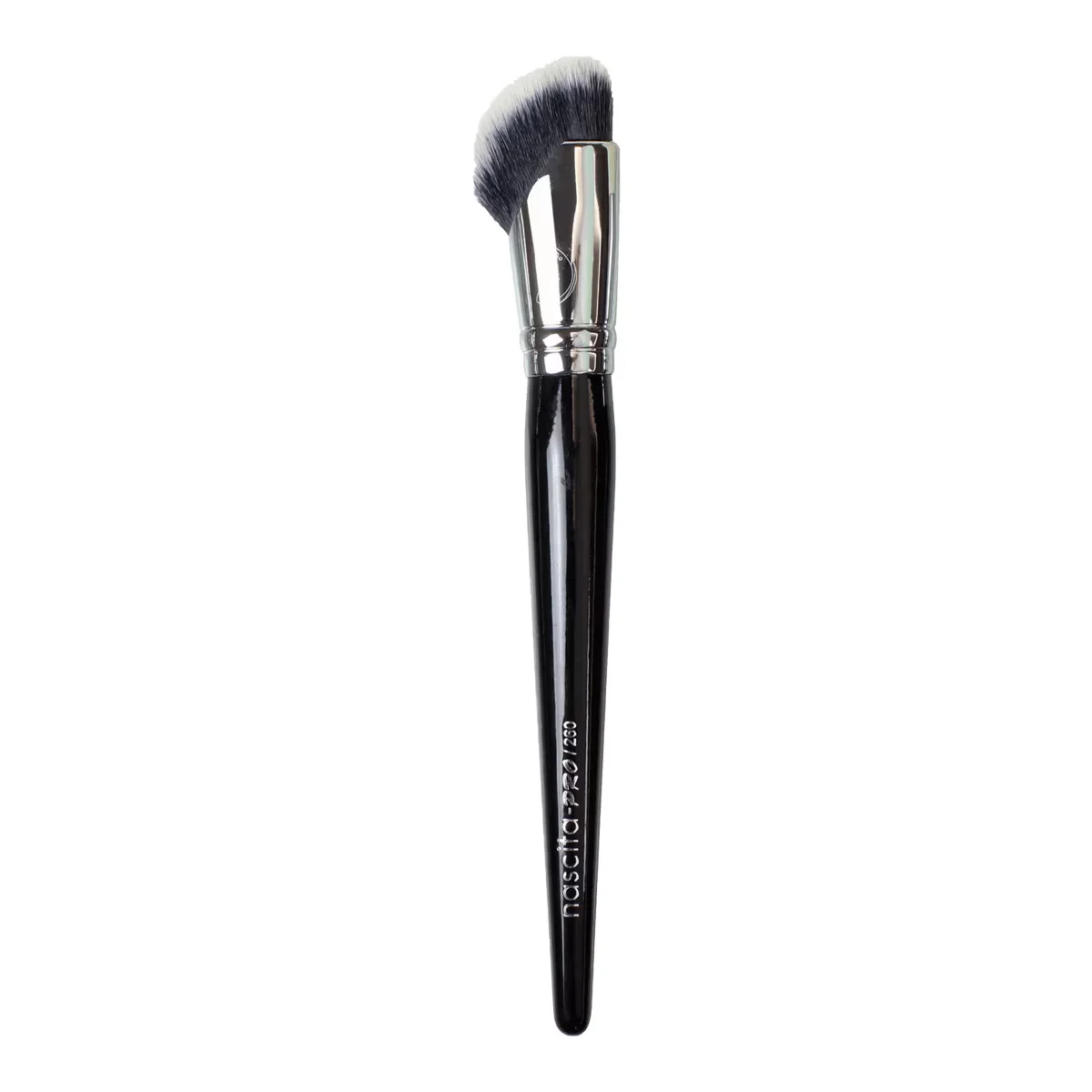 Sculptez et définissez votre visage avec le Pinceau Contour 5