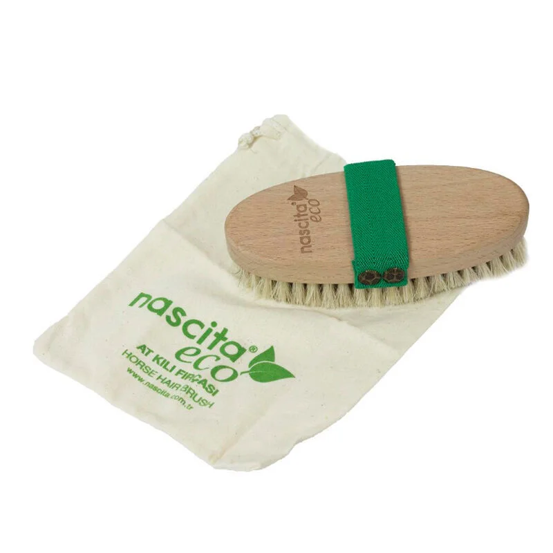 Obtenez une peau éclatante et lisse avec la brosse Nascita 4