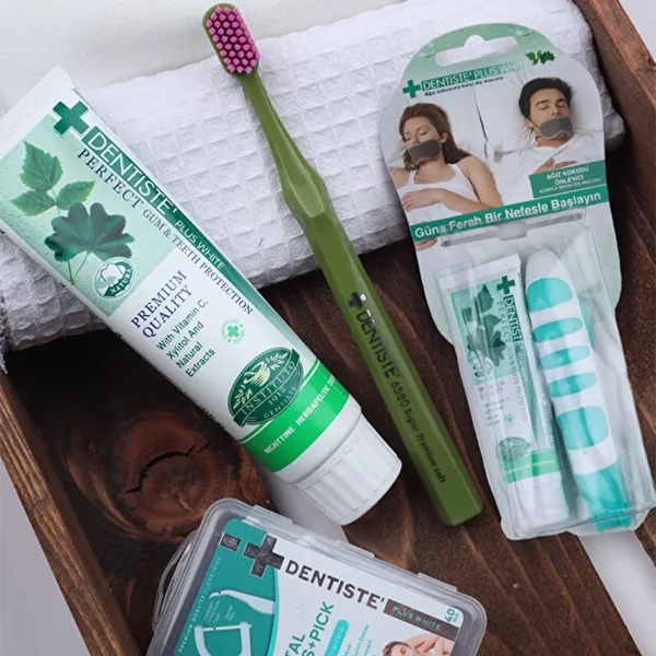 Dentiste Plus White Seyahat Kiti 2