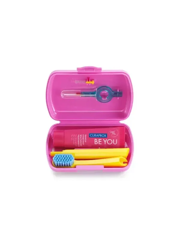 Assurez une hygiène parfaite avec le Set de Voyage Curaprox 3