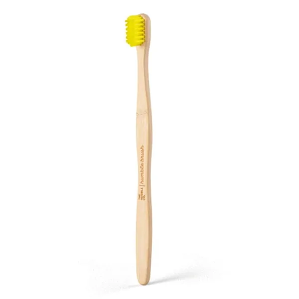 استمتع بأسنان نظيفة ولثة صحية مع فرشاة Humble Brush