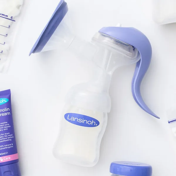 Exprimez votre lait confortablement avec le tire-lait manuel 2