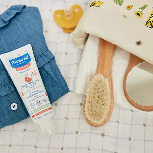 Apaisez et Hydratez la Peau Sensible de Bébé avec Mustela 4