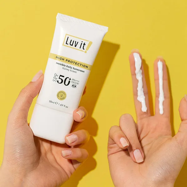 Luv it SPF50 High Protection Anti-Spot Sunscreen 50 ml 2