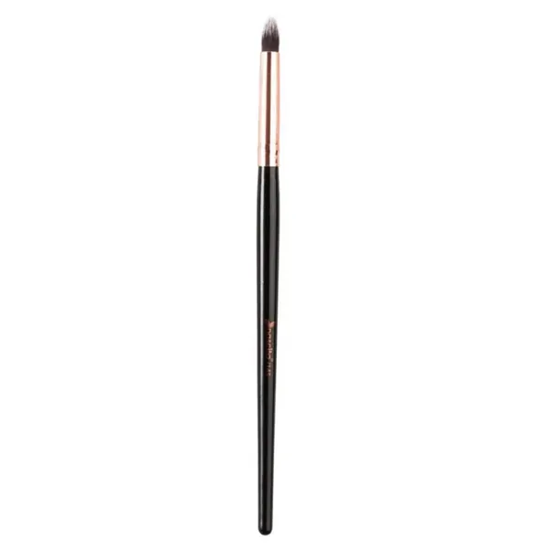 Définissez vos sourcils avec le Pinceau Nascita pour un rega