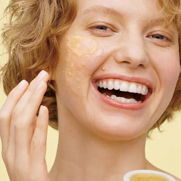 Éveillez-vous avec une peau hydratée et éclatante 3