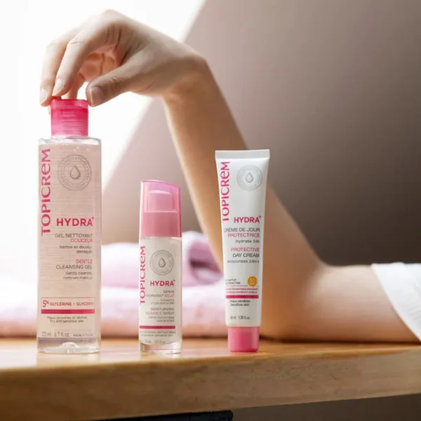 Topicrem Hydra+ Face and Body Cleansing Gel 200 ml 3