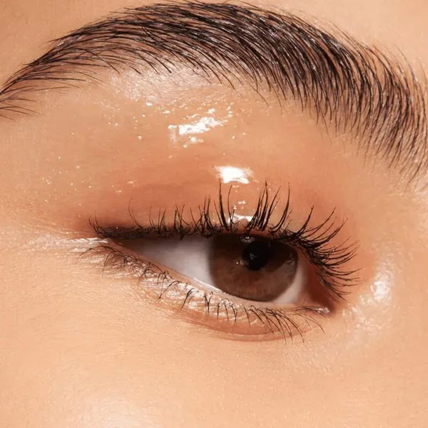 Essence Liquid Eyeshadow Dewy Eye Gloss 8 ml - 01 Crystal Clear 3