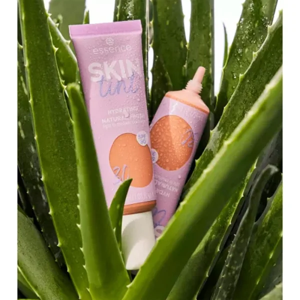 Essence Skin Tint Nr. 30 - Leichte Deckkraft, Natürlicher Glanz 4
