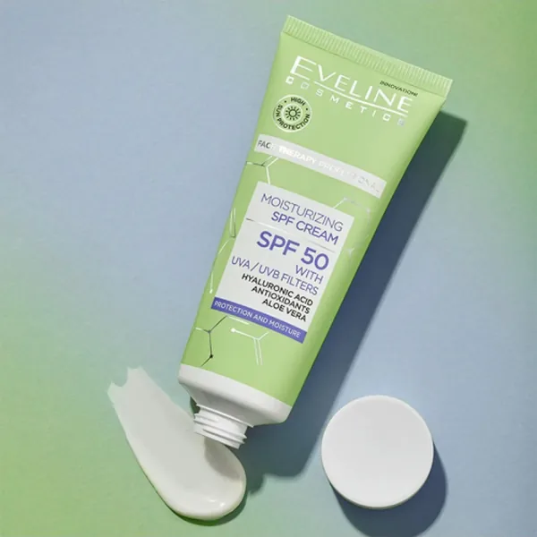 احصلي على بشرة محمية ومرطبة مع كريم إيفلين SPF50+ 3