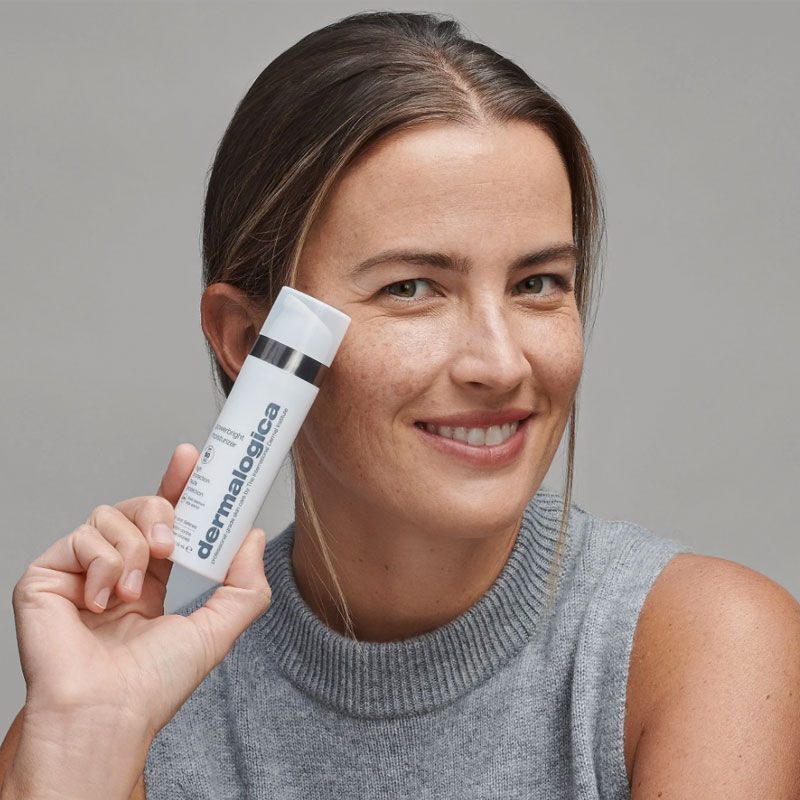 احمي بشرتك: مرطب ديرمالوجيكا باوربرايت SPF50 لبشرة متجانسة 2