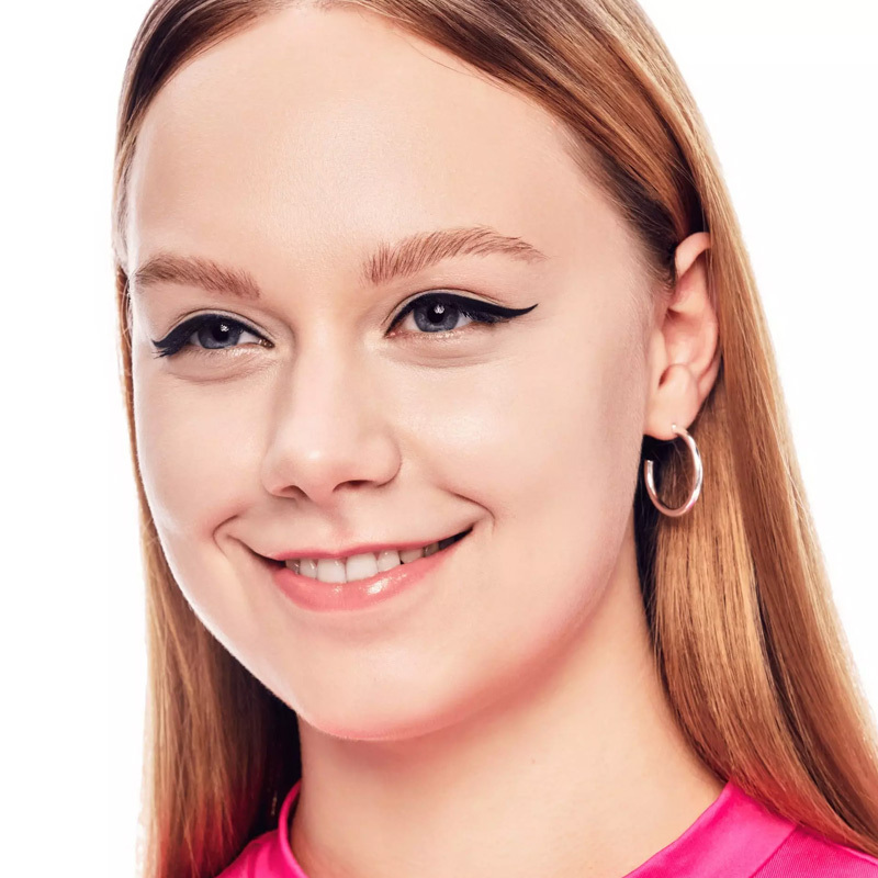 Obtenez un eyeliner impeccable, longue tenue et waterproof 2