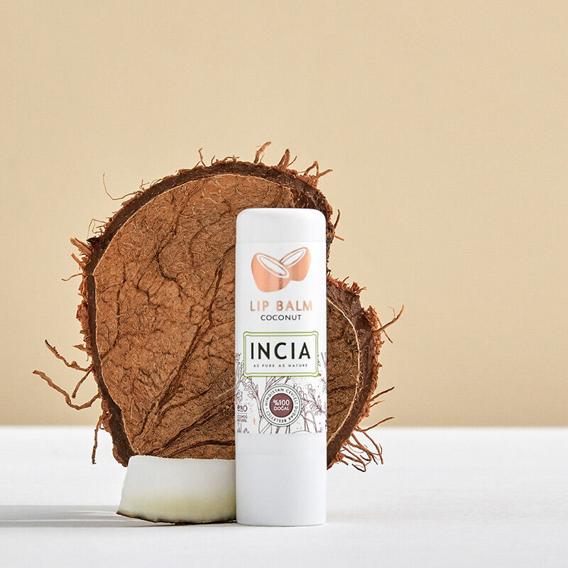 استمتعي بشفاه ناعمة ومرطبة مع مرطب شفاه INCIA بجوز الهند 3