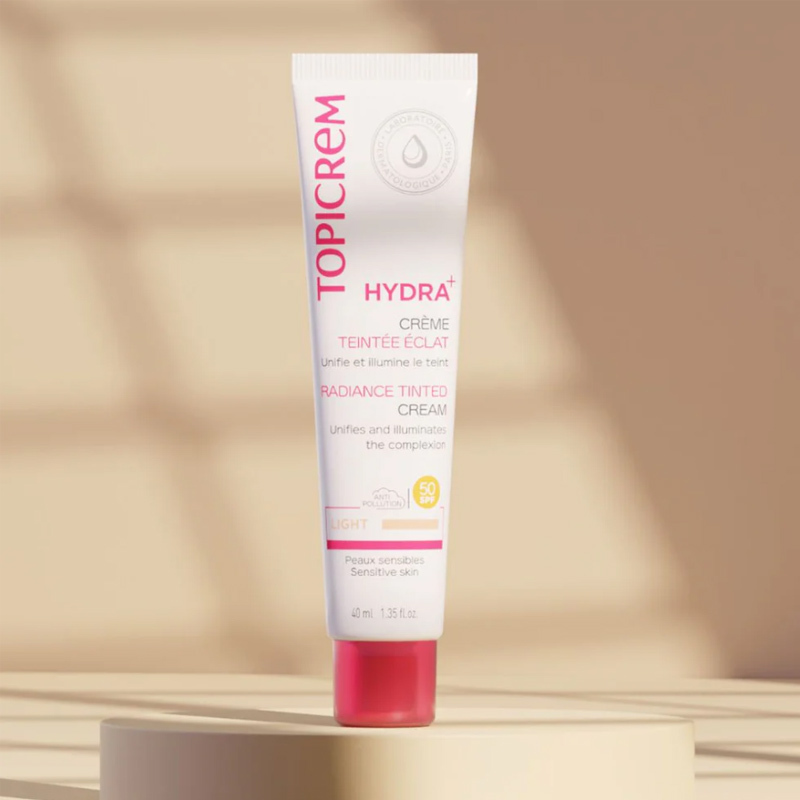 Obtenez un teint éclatant et protégé avec Topicrem Hydra+ SP 2