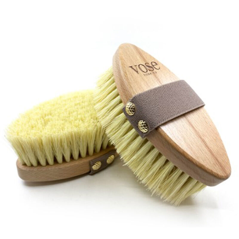 Révélez une Peau Éclatante avec la Brosse Corporelle Vose 2